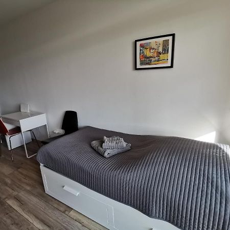 1-Zimmer Appartement In Hannover/Bemerode Exterior foto